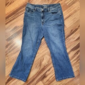 Maurices High Rise Curvy Jeans size 18 short